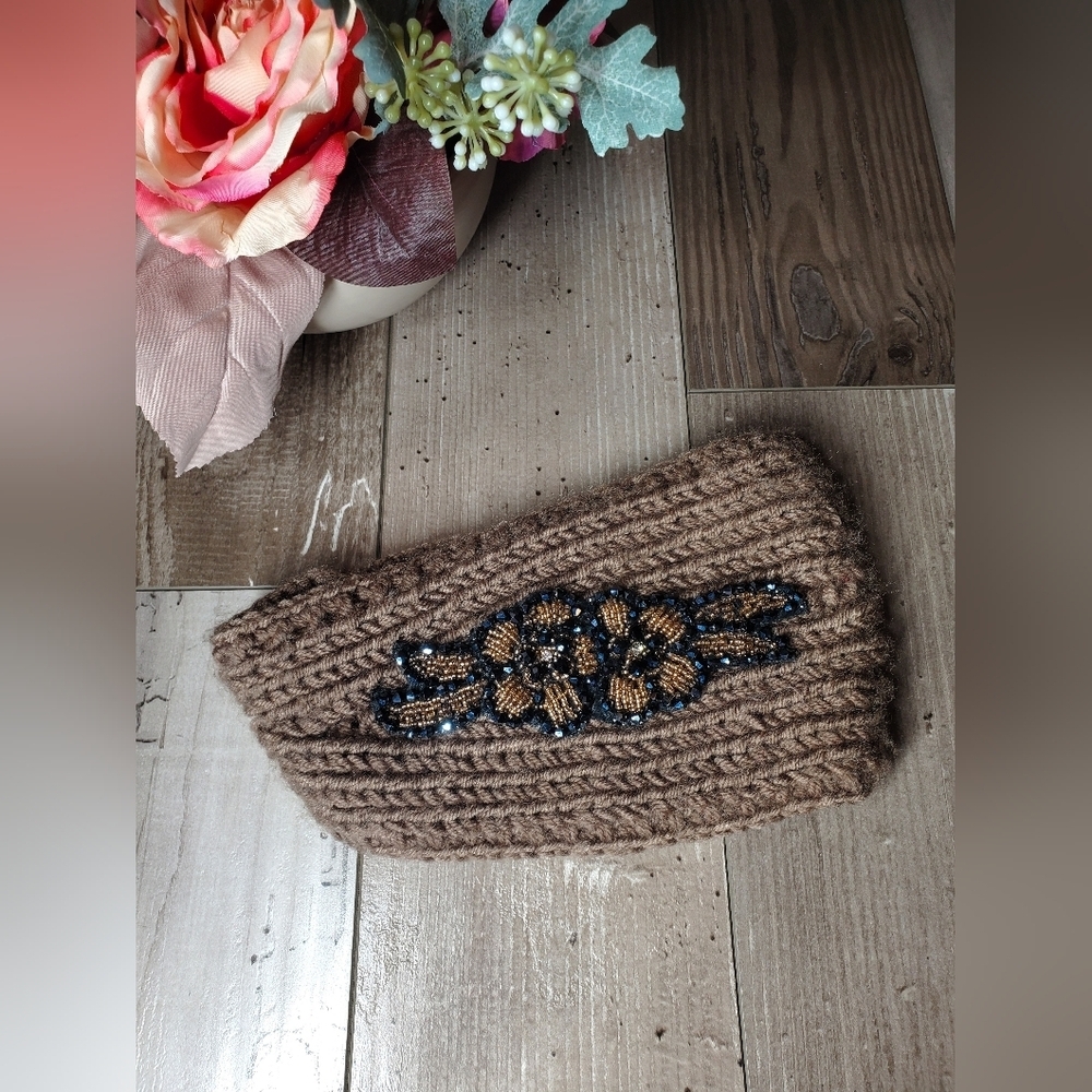 DAVID&YOUNG Brown Winter Crochet Floral Beaded Applique Headband NWOT